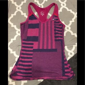 Nike Fitted tank- small